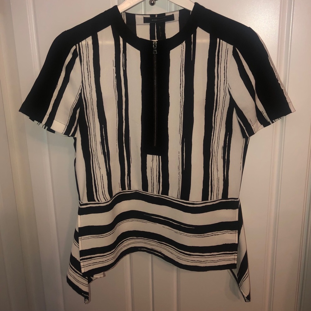 Short sleeve blouse